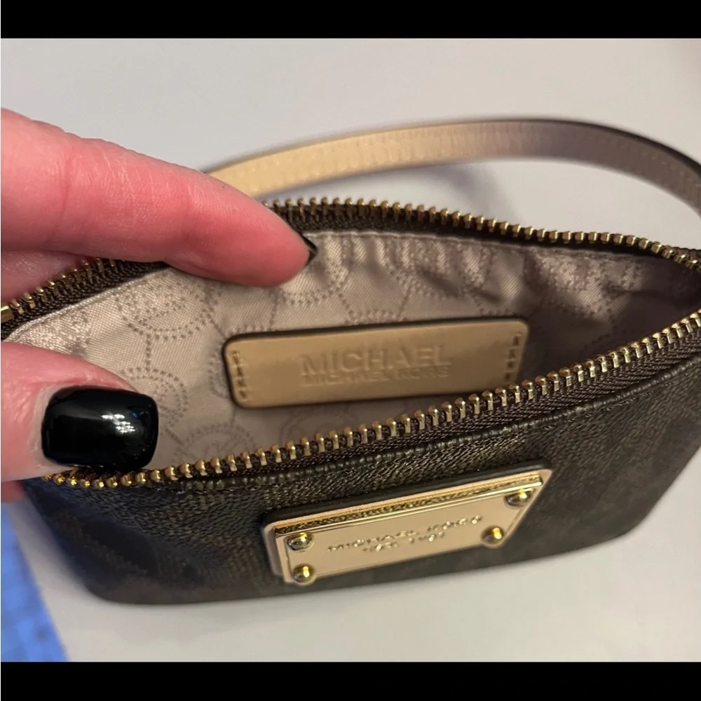 Michael kors wallets 2 - Picture 1 of 5